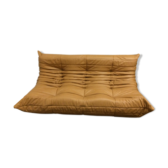 Sofa 3 places "Togo" camel leather designed by Michel Ducaroy 1973