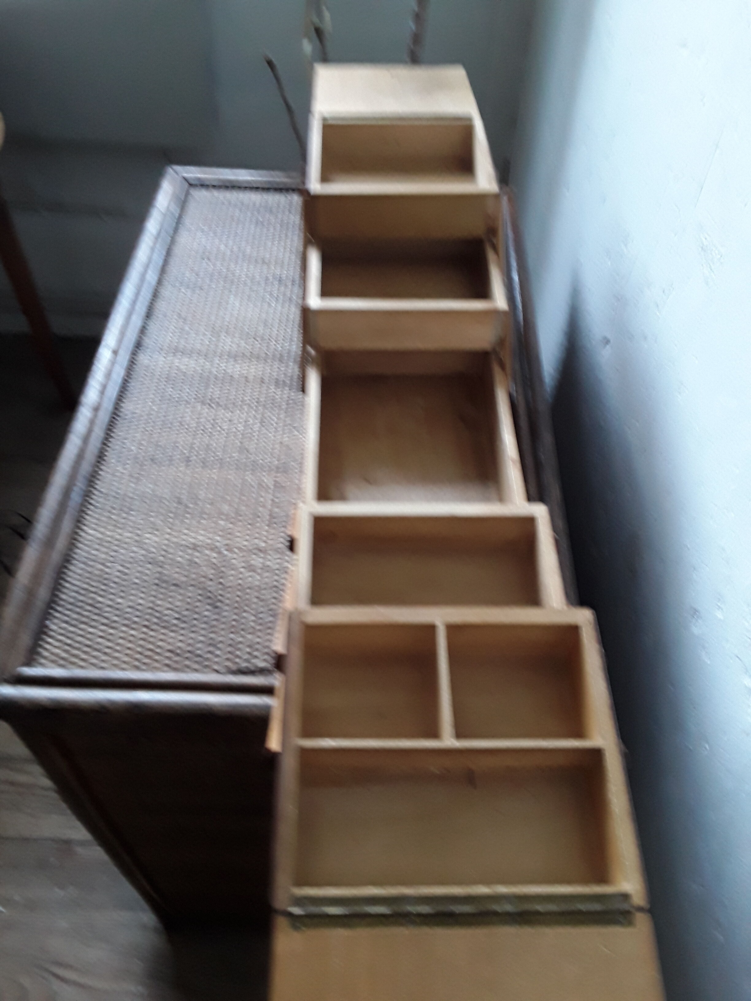 Boite à couture en bois vintage