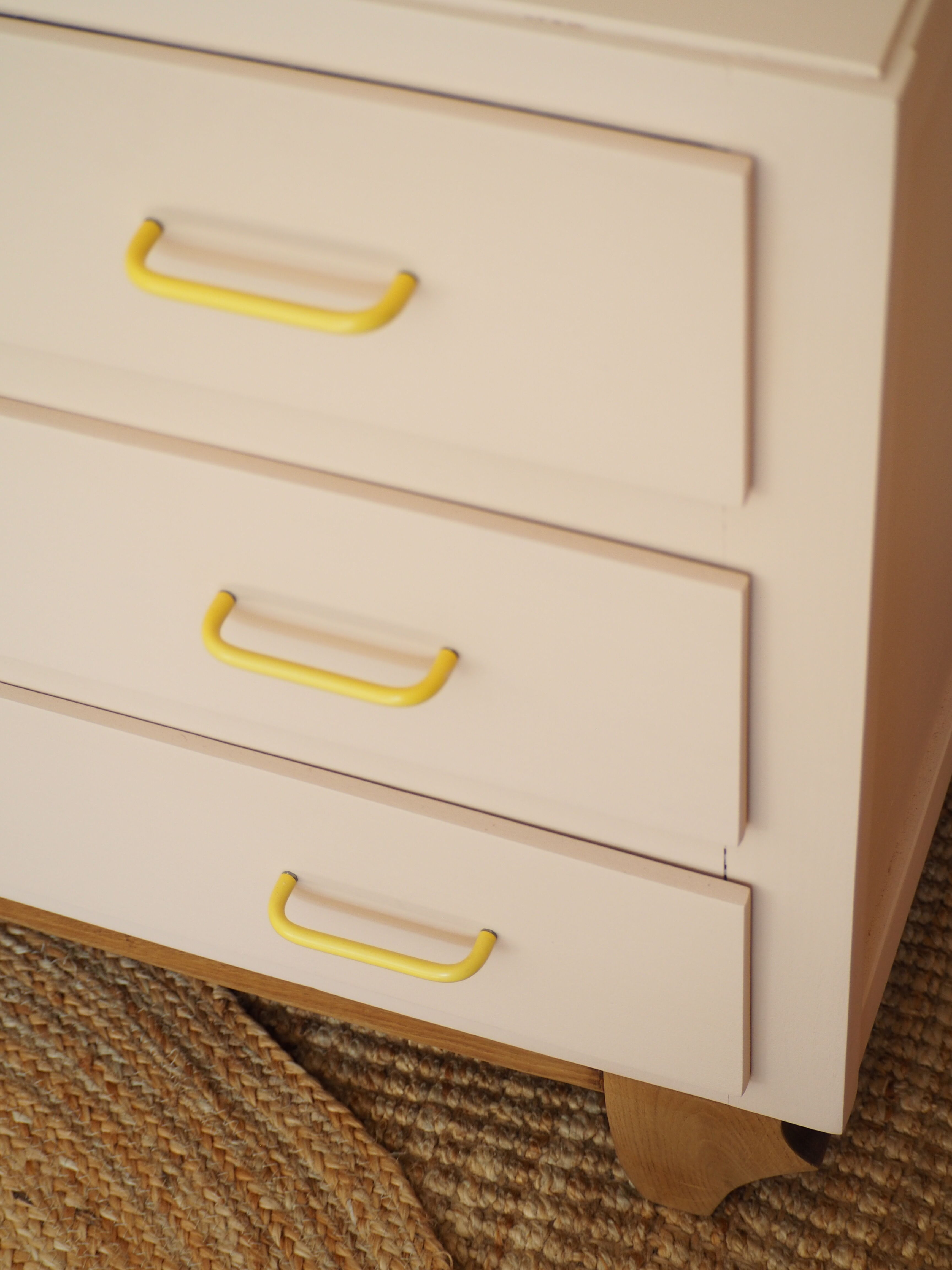 Art Deco chest of drawers