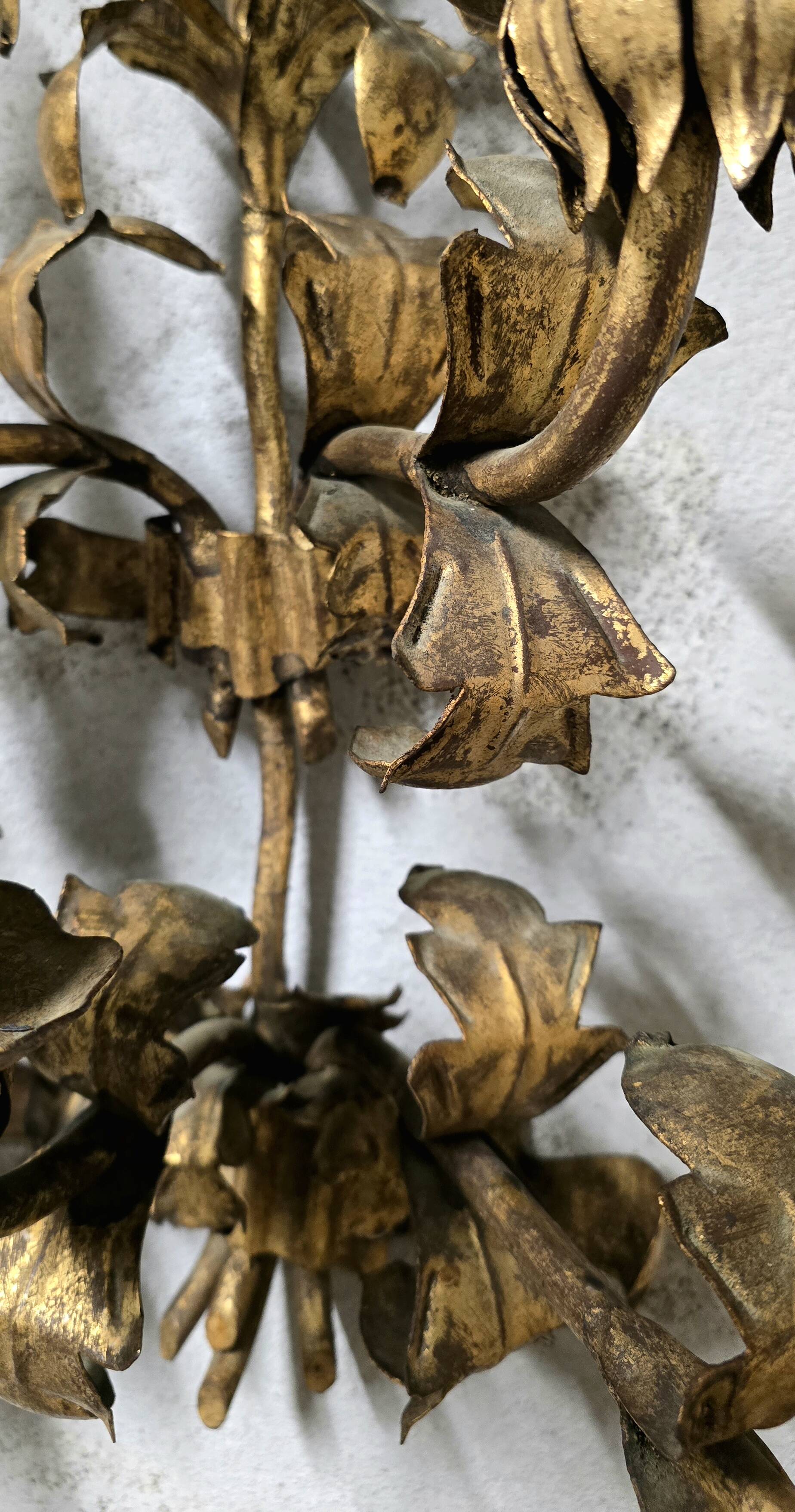 Paire de grandes appliques dorées 1950