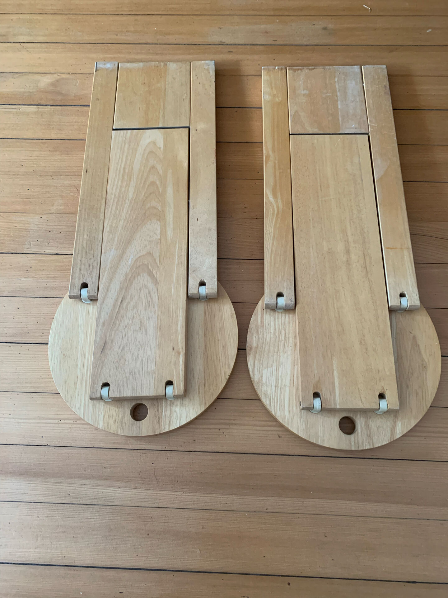 Paire de tabourets pliants "Suzy" – Adrian Reed (Années 80)