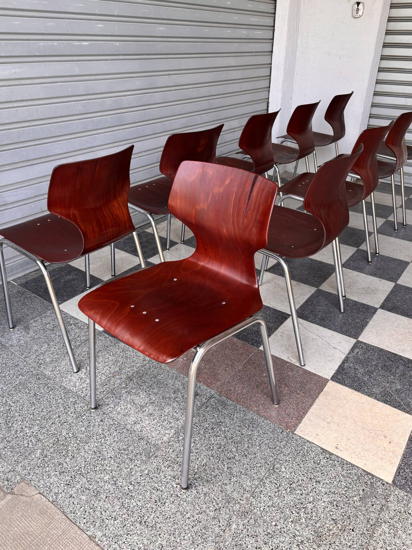 Lot de 10 chaises Pagholz
