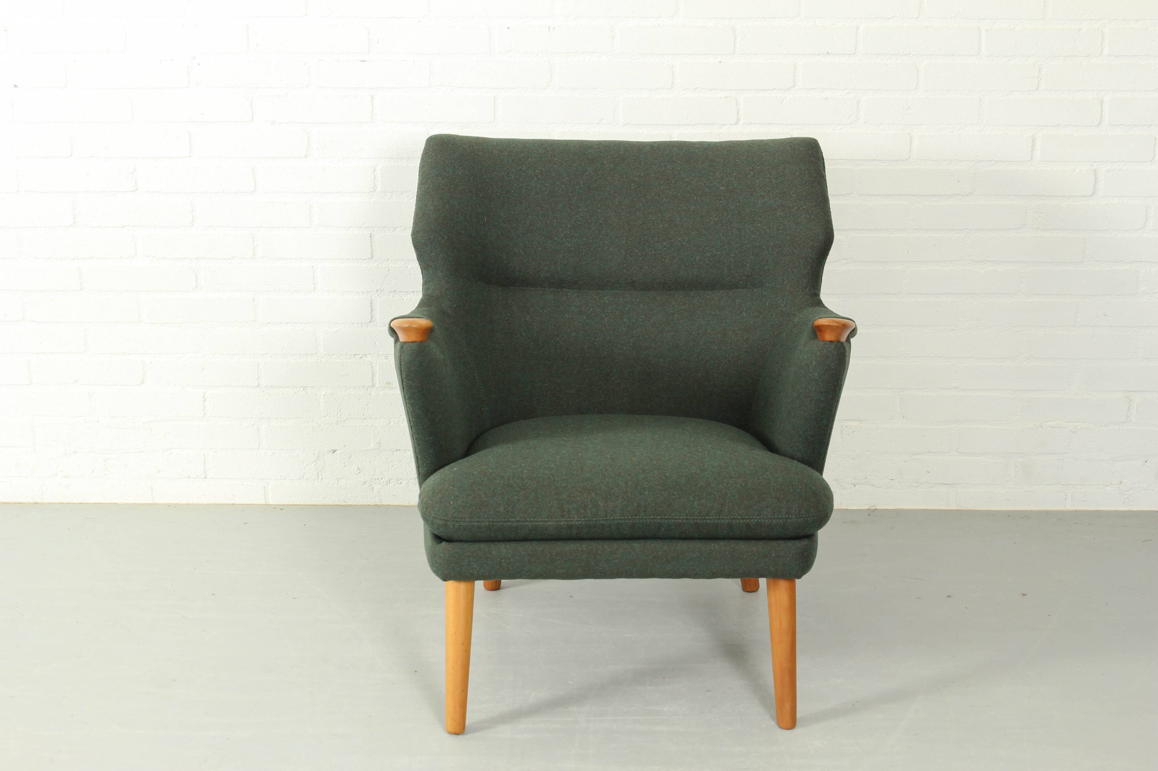 Kurt Olsen lounge chair No 221, Slagelse Møbelvaerk, 1960s