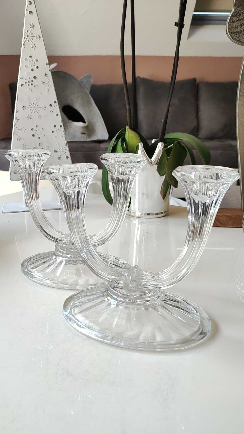 Pair of art deco candlesticks with 2 flames, molded crystal