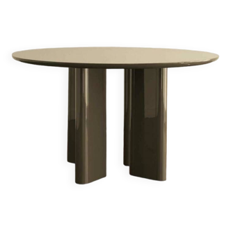 JOE ROUND DINING TABLE