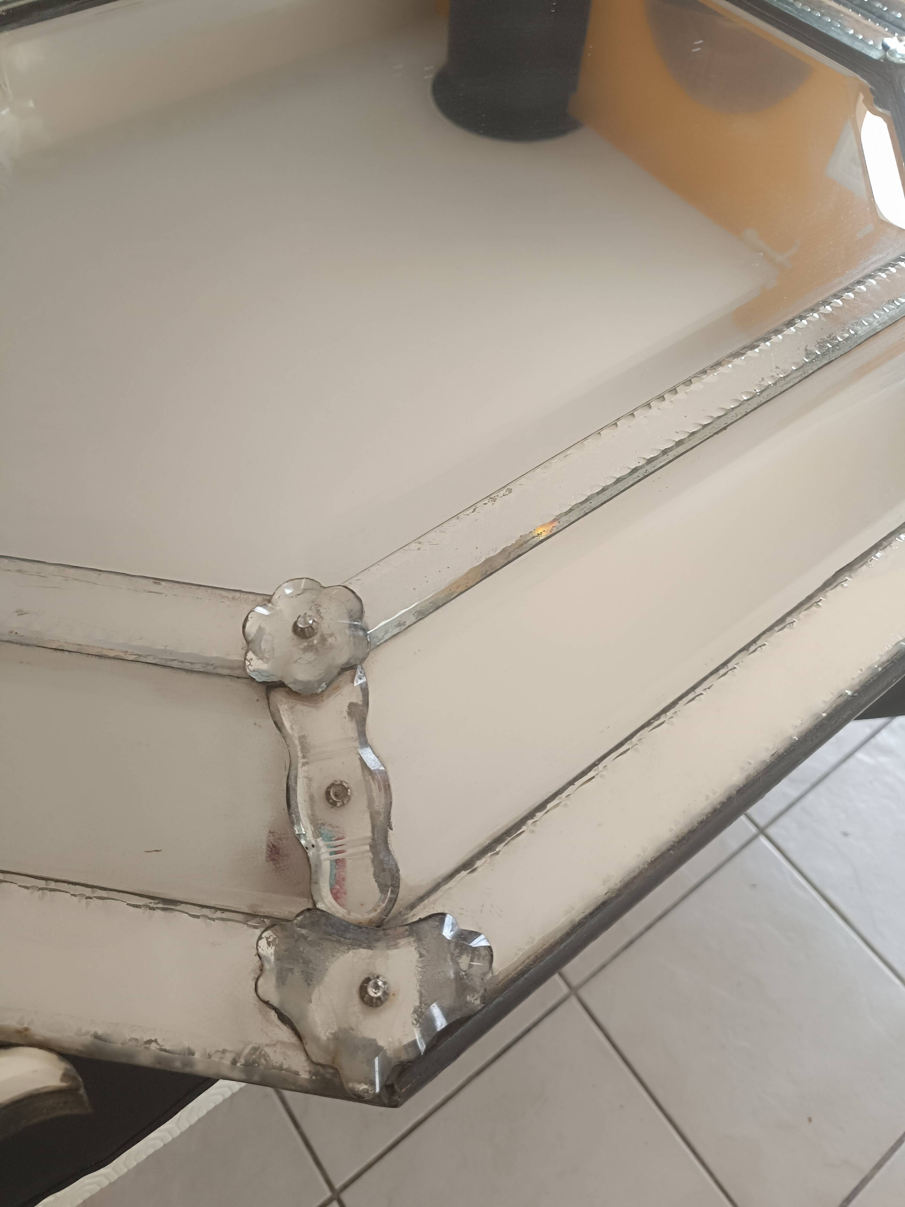 Large octagonal Venetian Murano mirror. Early 19th century