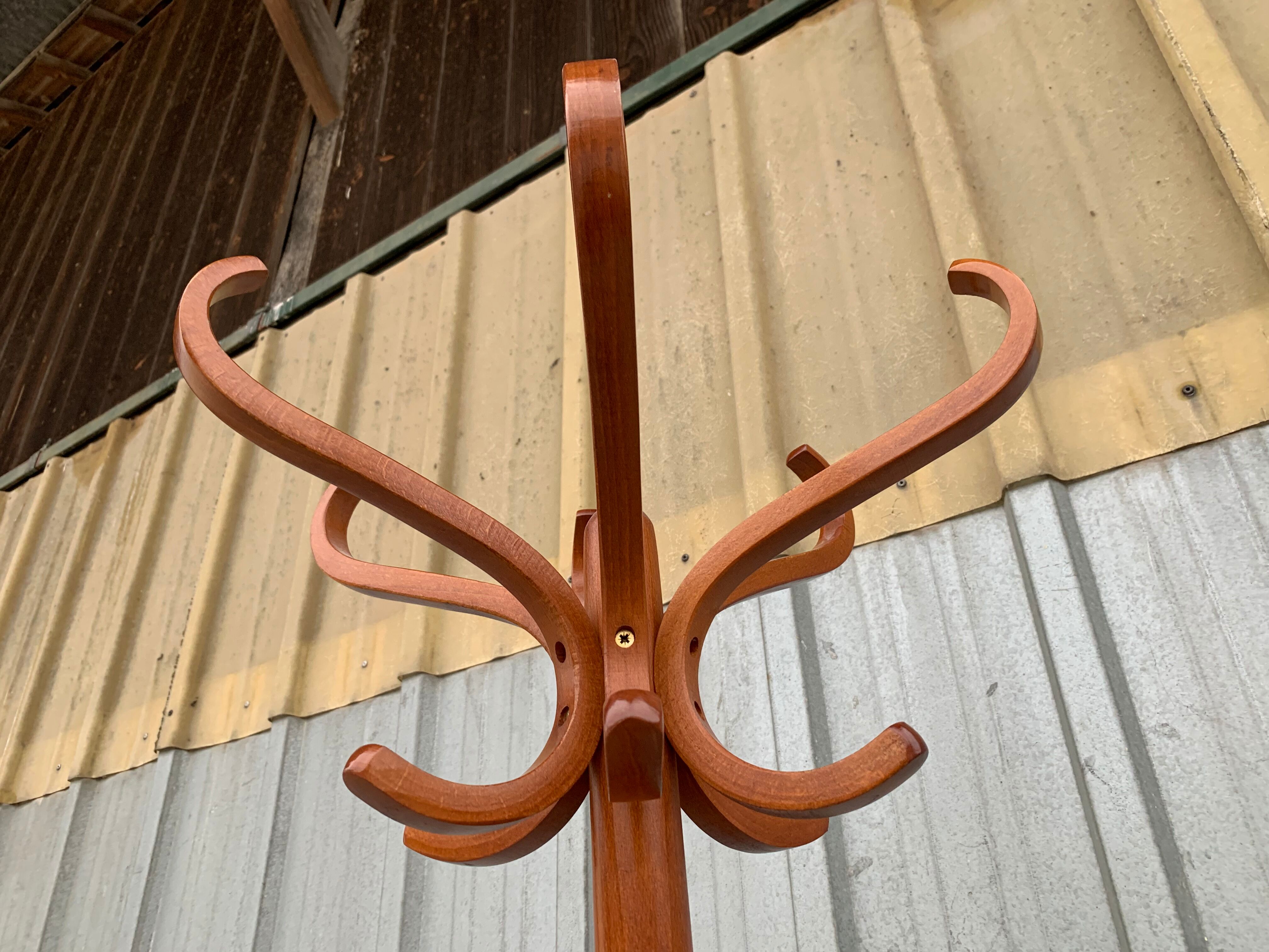 Old Baumann parrot coat rack