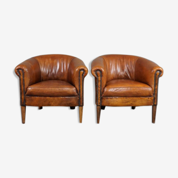 Set of 2 compact club chairs in sheepskin
