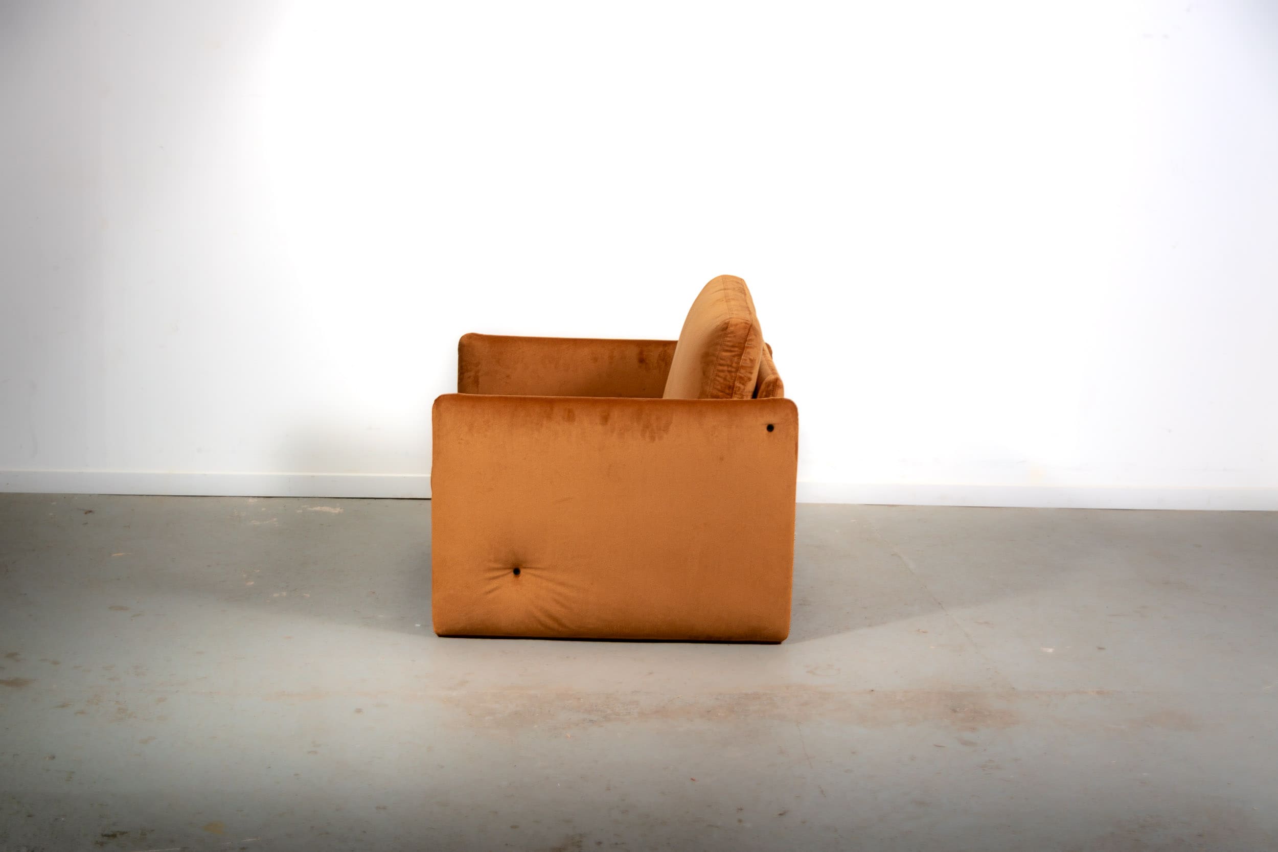 Simone oversize armchair by Kazuhide Takahama for Simon International