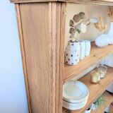 Retro chic wooden shelf