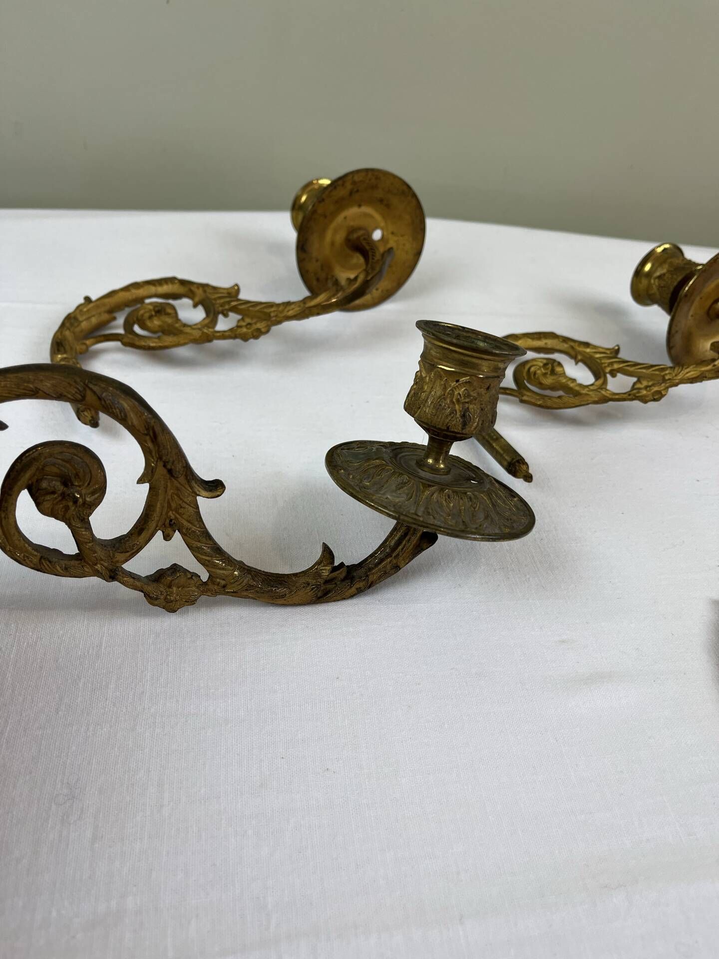 4 golden bronze piano arms