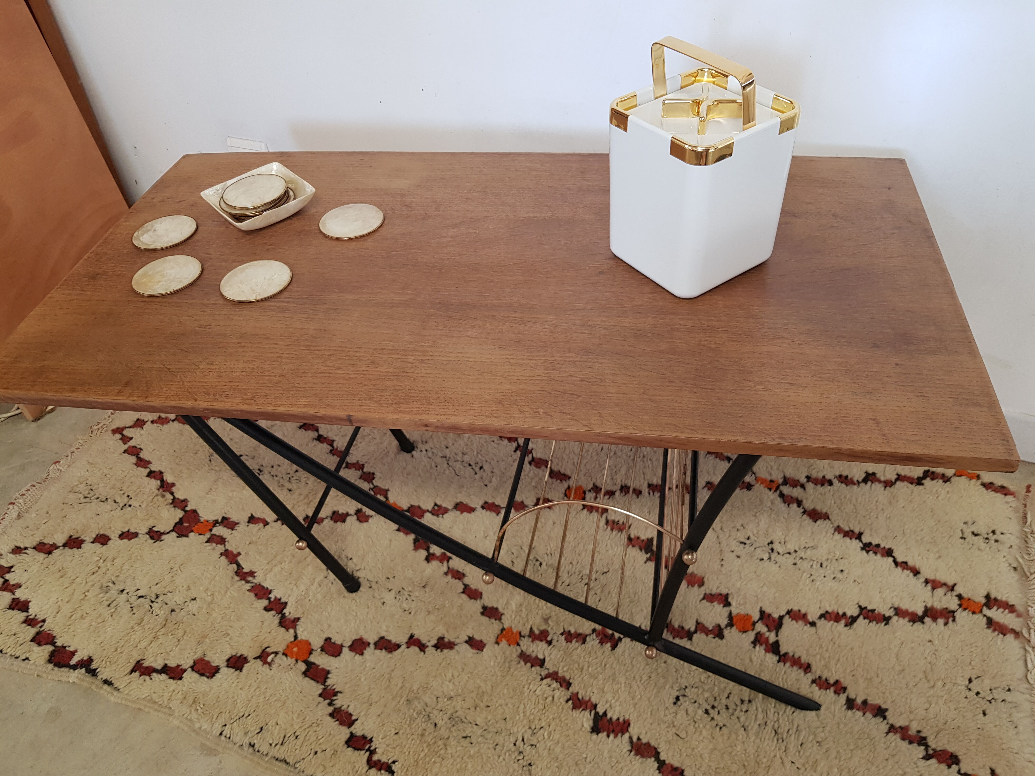 Table salon vintage