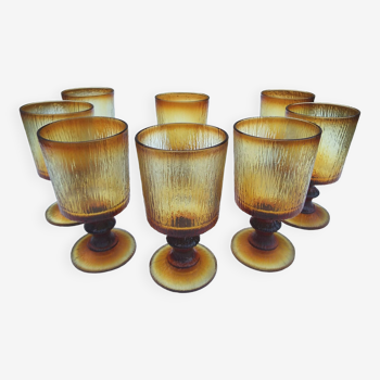 8 amber stemmed glasses