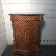 Petit Meuble d'appui style Louis XV en Marqueterie et Bronze