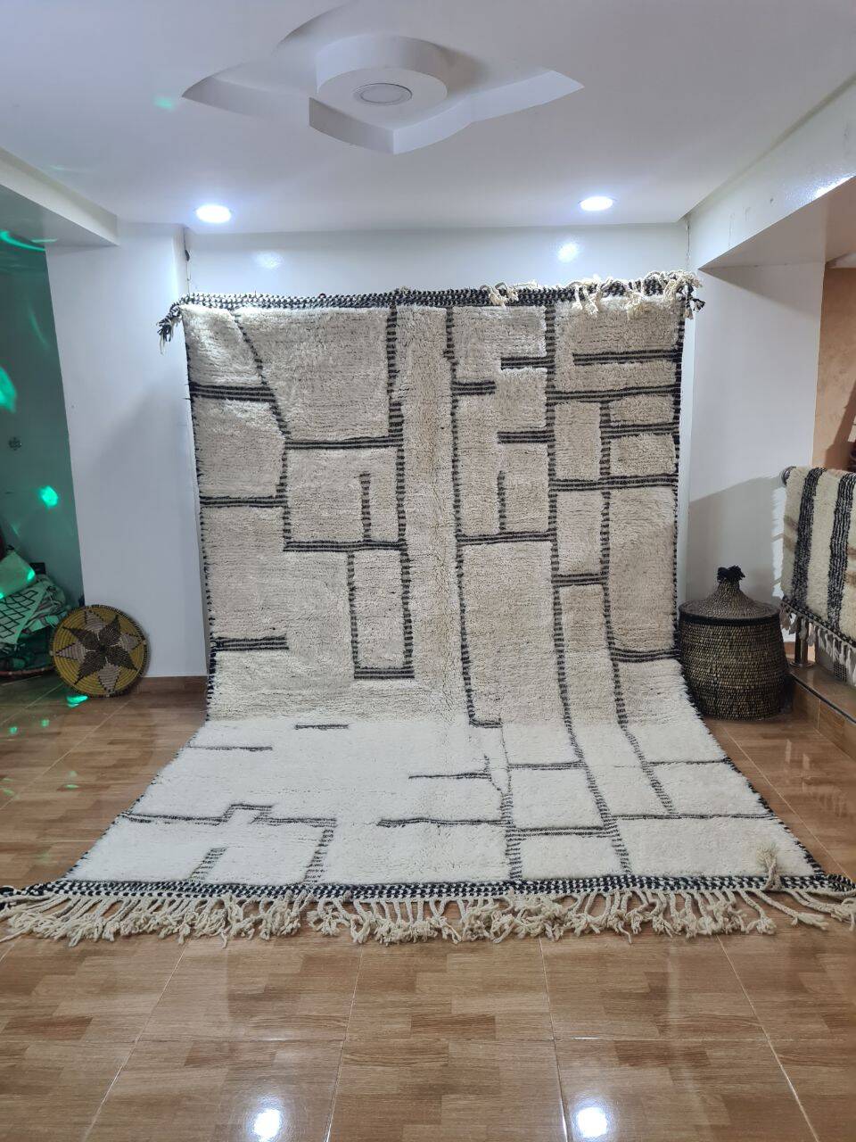 Handmade wool Berber rug 300X200 cm