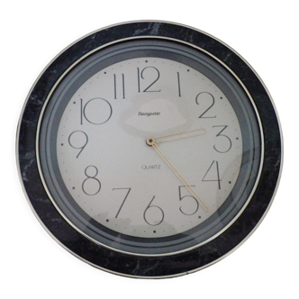 Hangarter wall clock with quartz movement