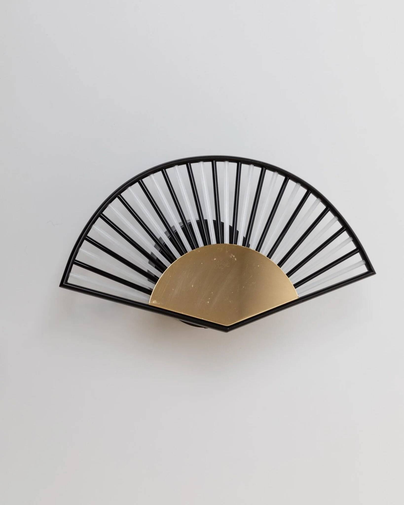 Vintage wall sconce in the shape of a fan - glass tubes and gold metal, Hollywood Regency design, Italy 1980s.