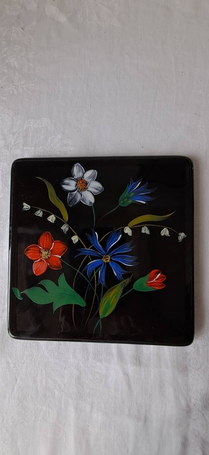 Longwy ceramic trivet, hand-painted decoration