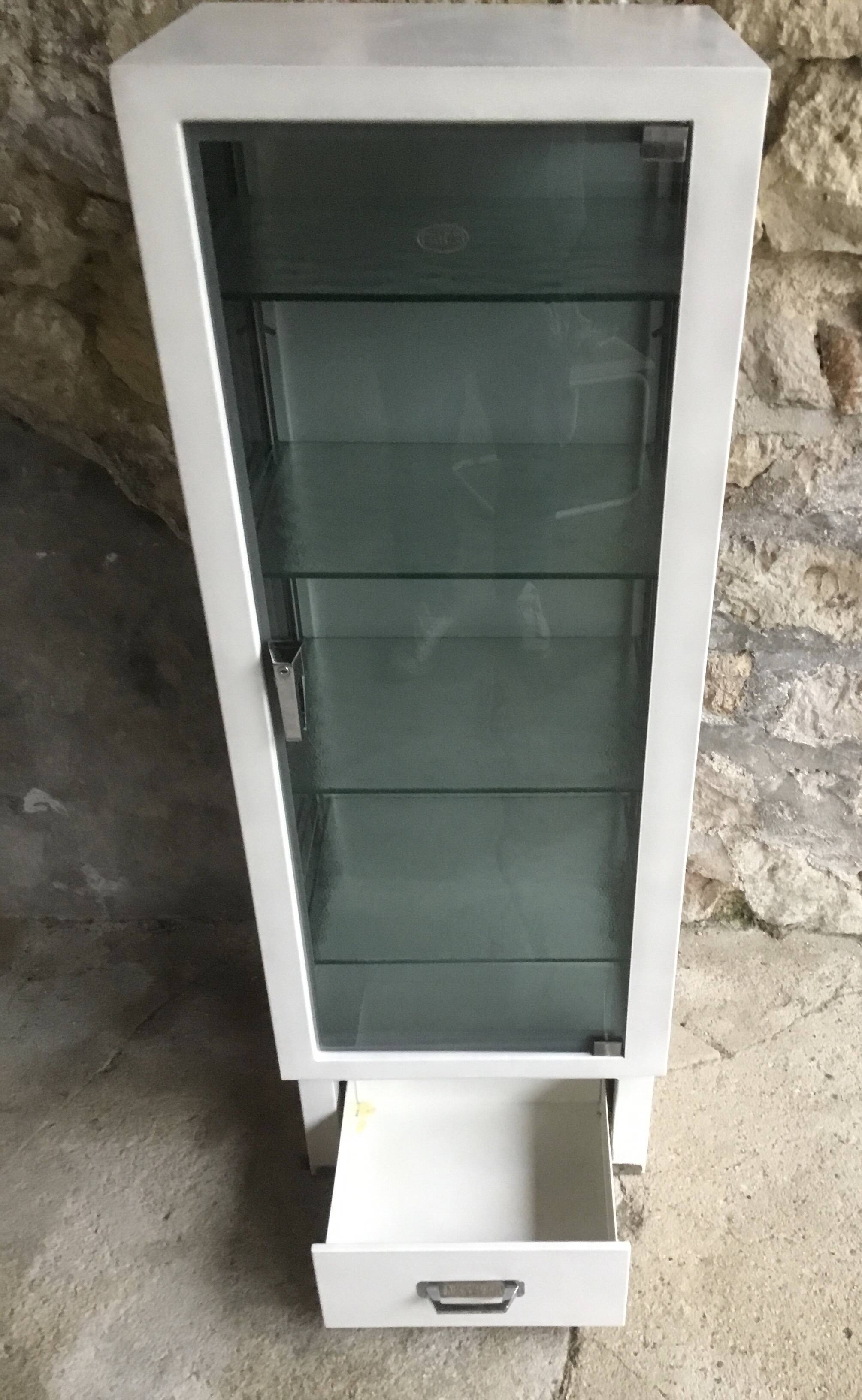 White lacquered metal medical display case - vintage 1960