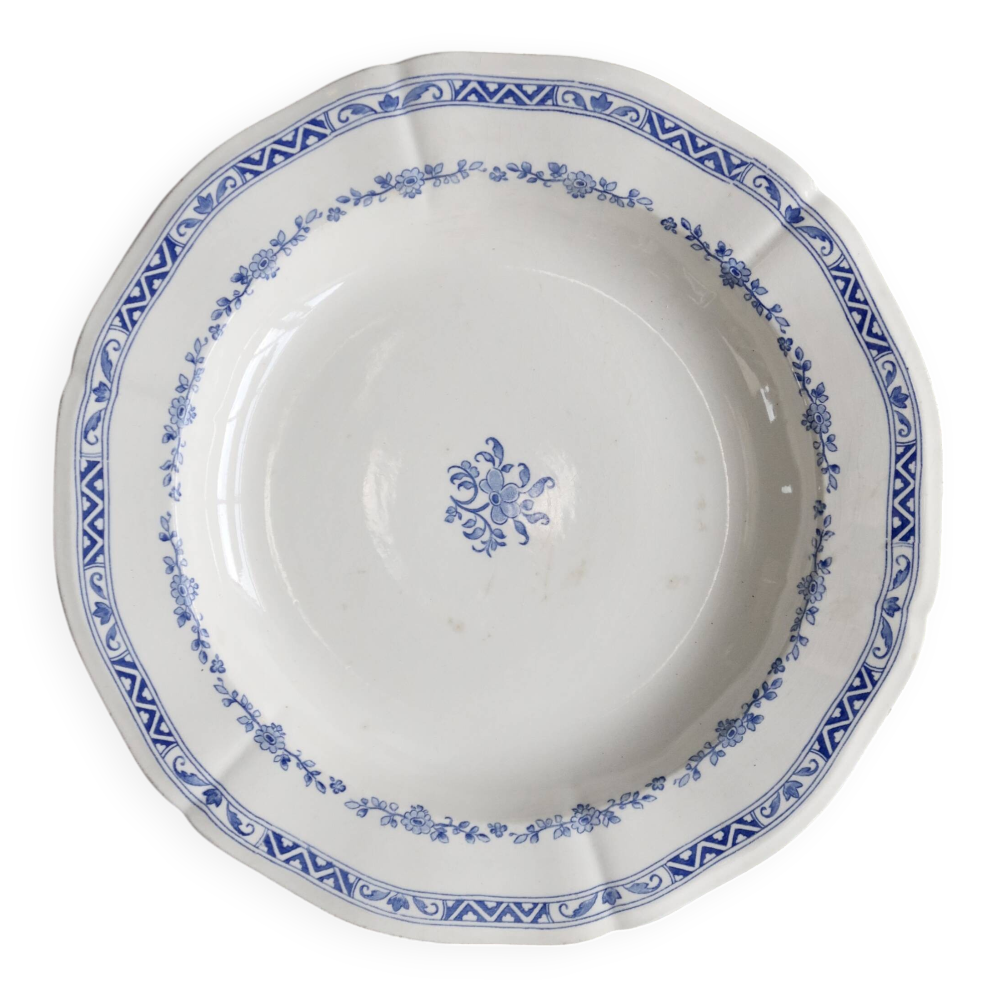 Round, hollow Gien earthenware serving dish – “Royal” model