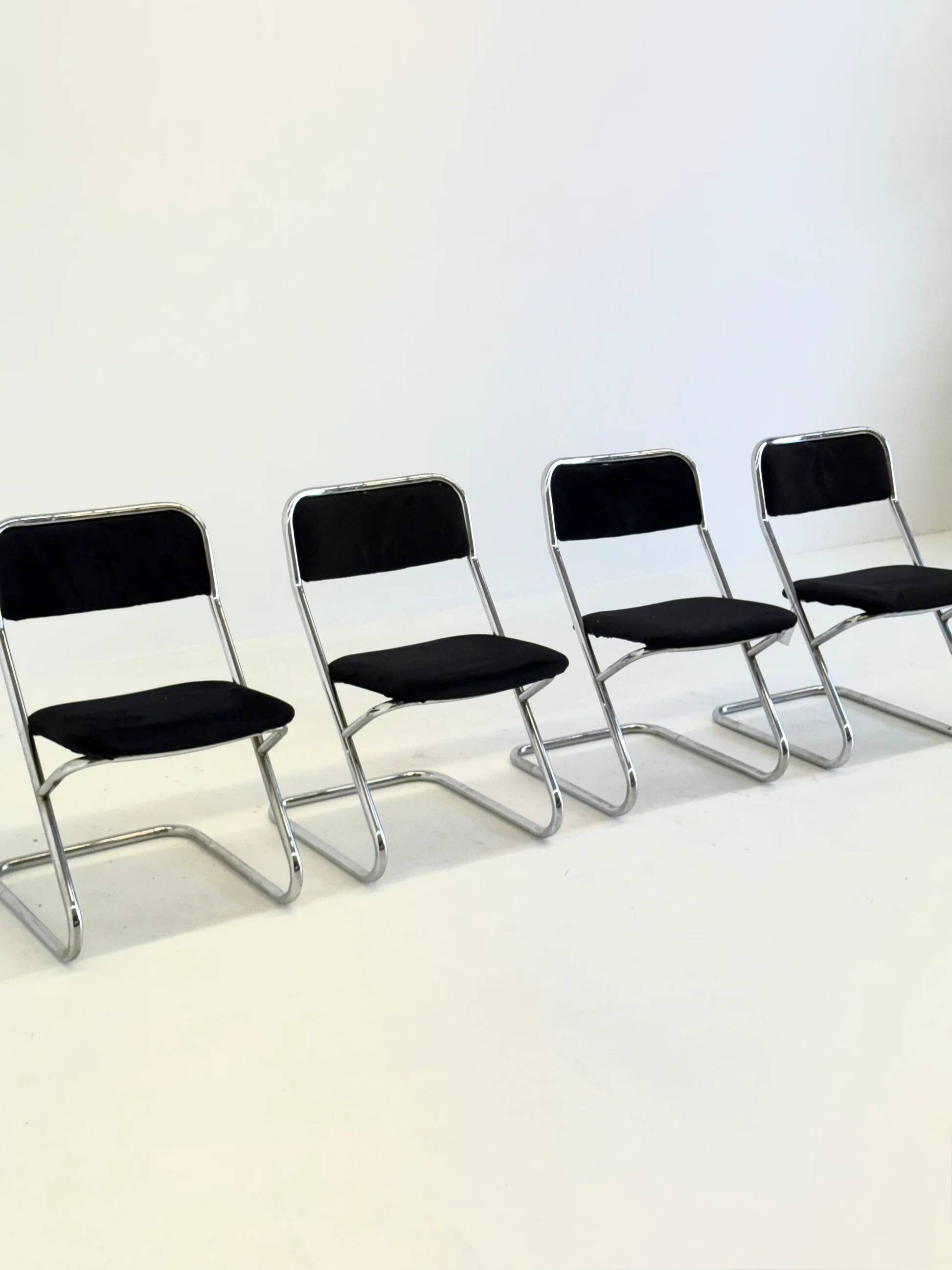 Set of 4 vintage tubular frame dining chairs in black velvet