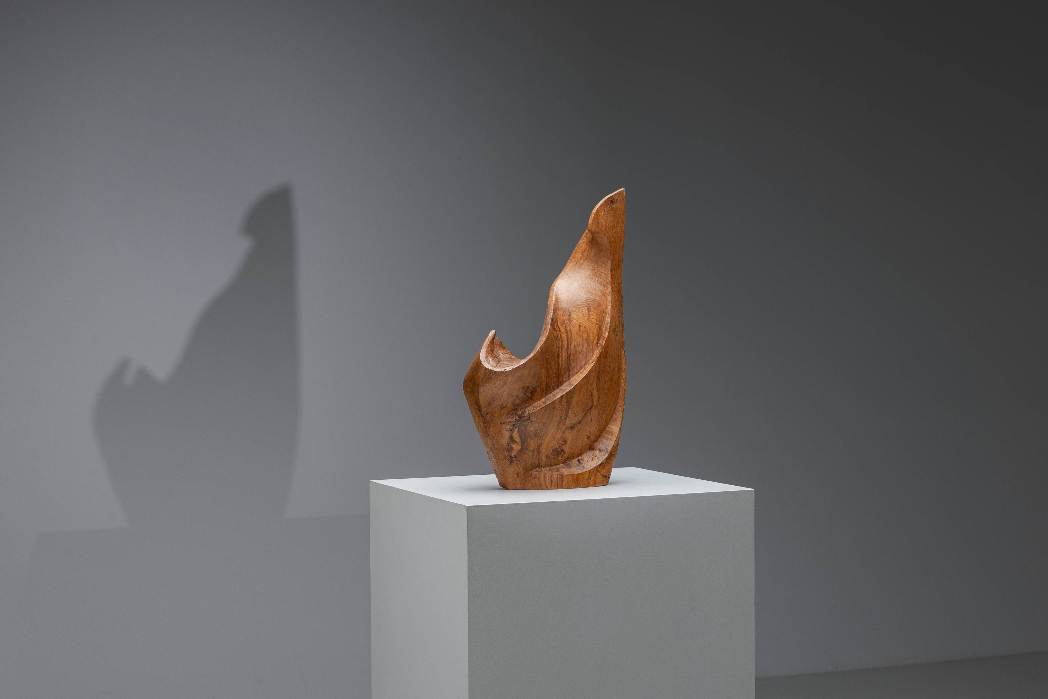 Forme sculpturale en chêne solide