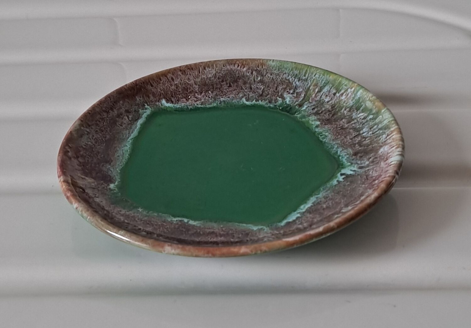 Vallauris style saucer cup