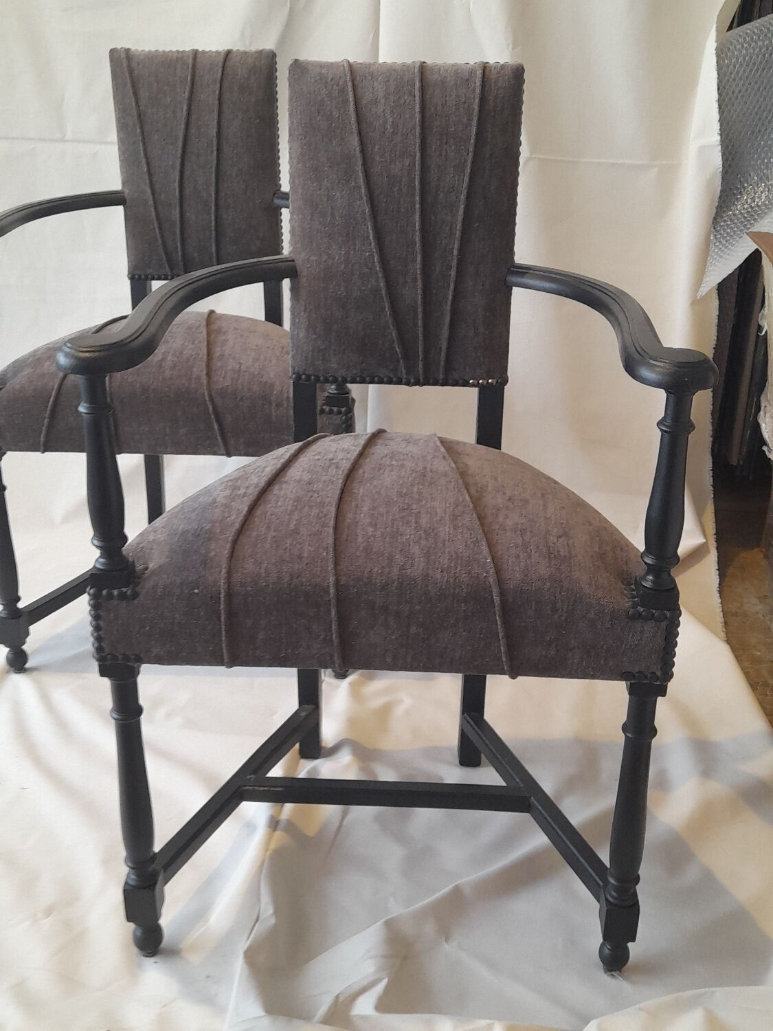 Pair of armchairs called Caquetoires