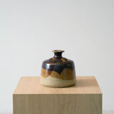 Ceramic vase signed "HIB"