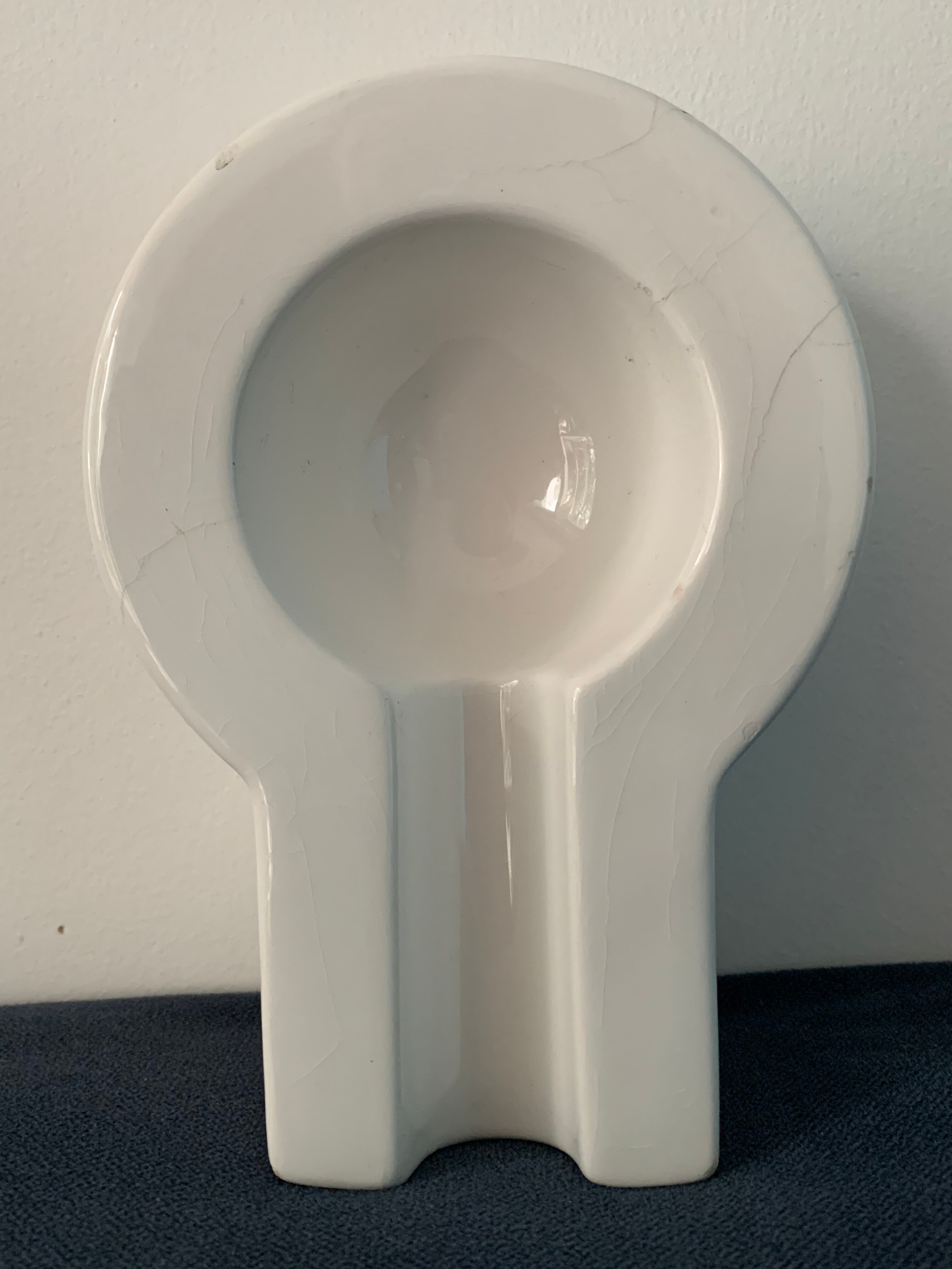 Cendrier céramique blanche Yantra d'Ettore Sottsass Memphis Milano 1980