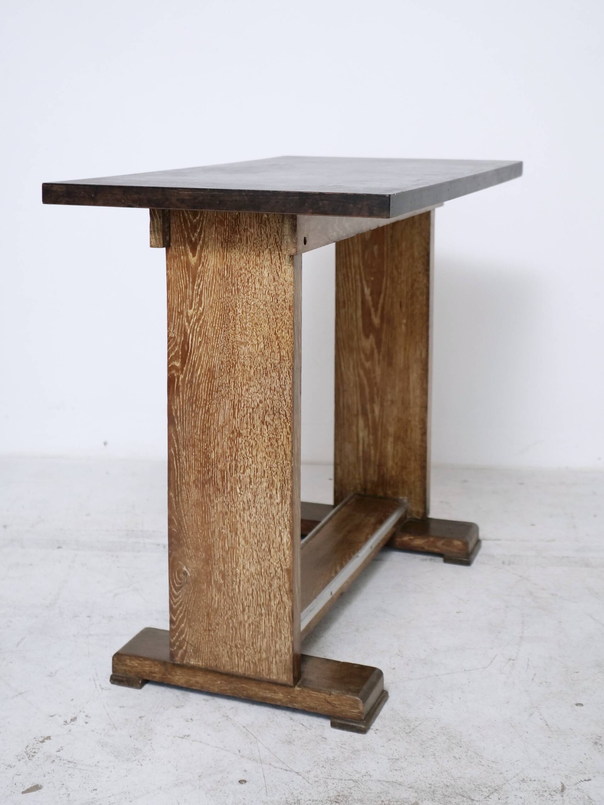 Art Deco modernist side table, 1930s