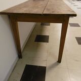 Farm table