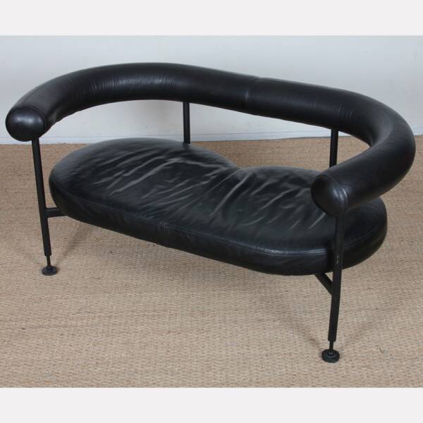 Two-seater leather banquette from the 1980s.