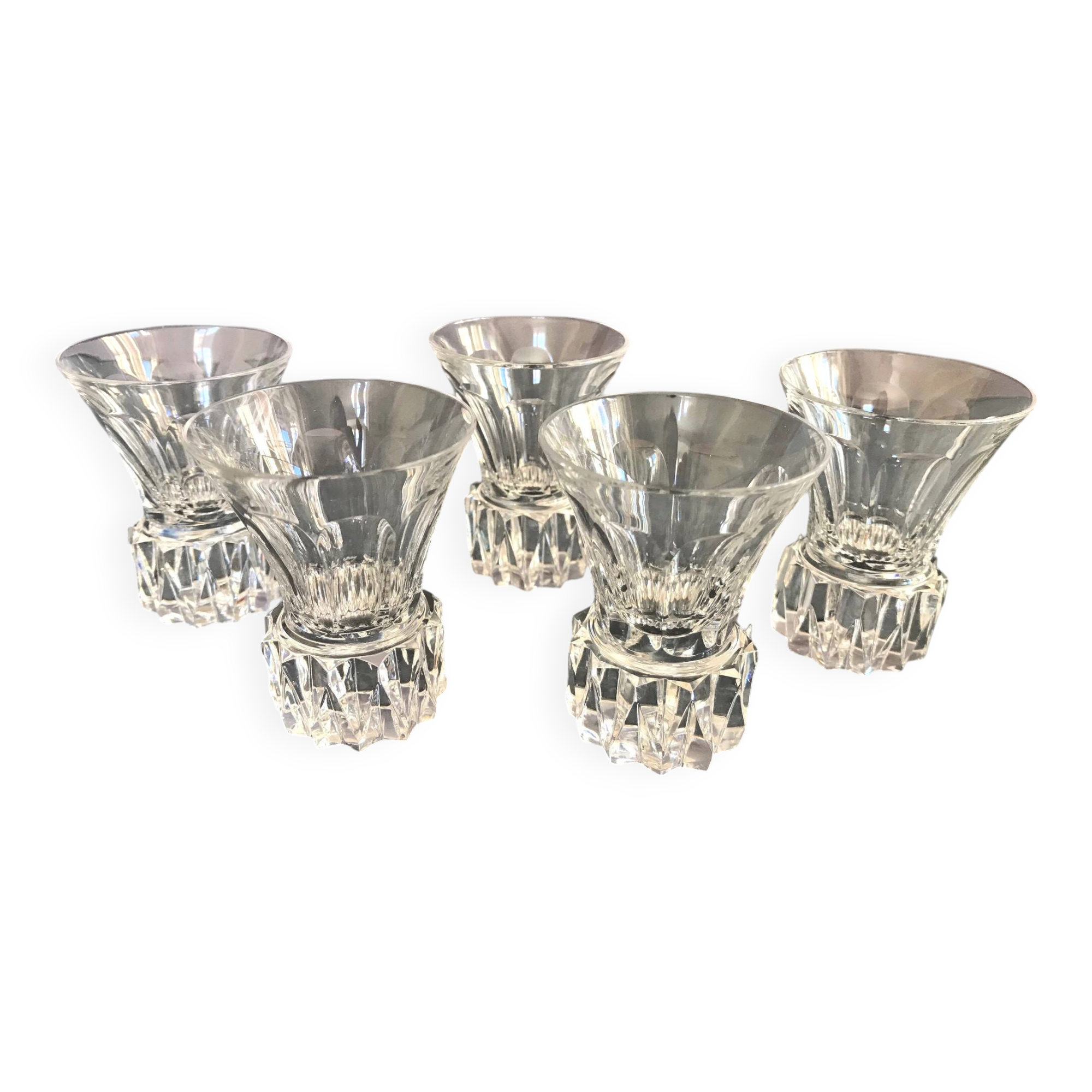 Small Saint Louis cut crystal glasses?