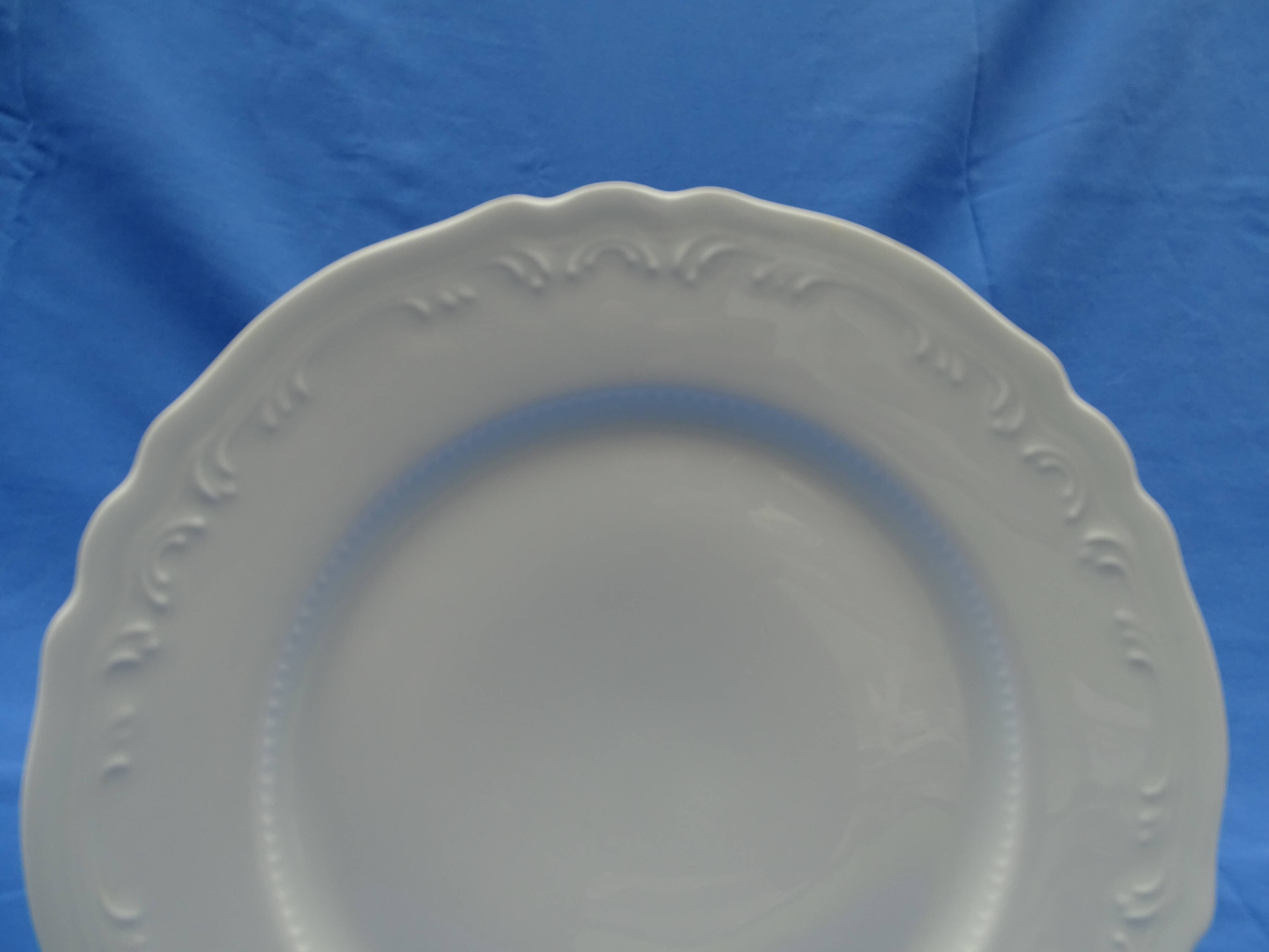 Set de 10 assiettes plates blanches Limoges