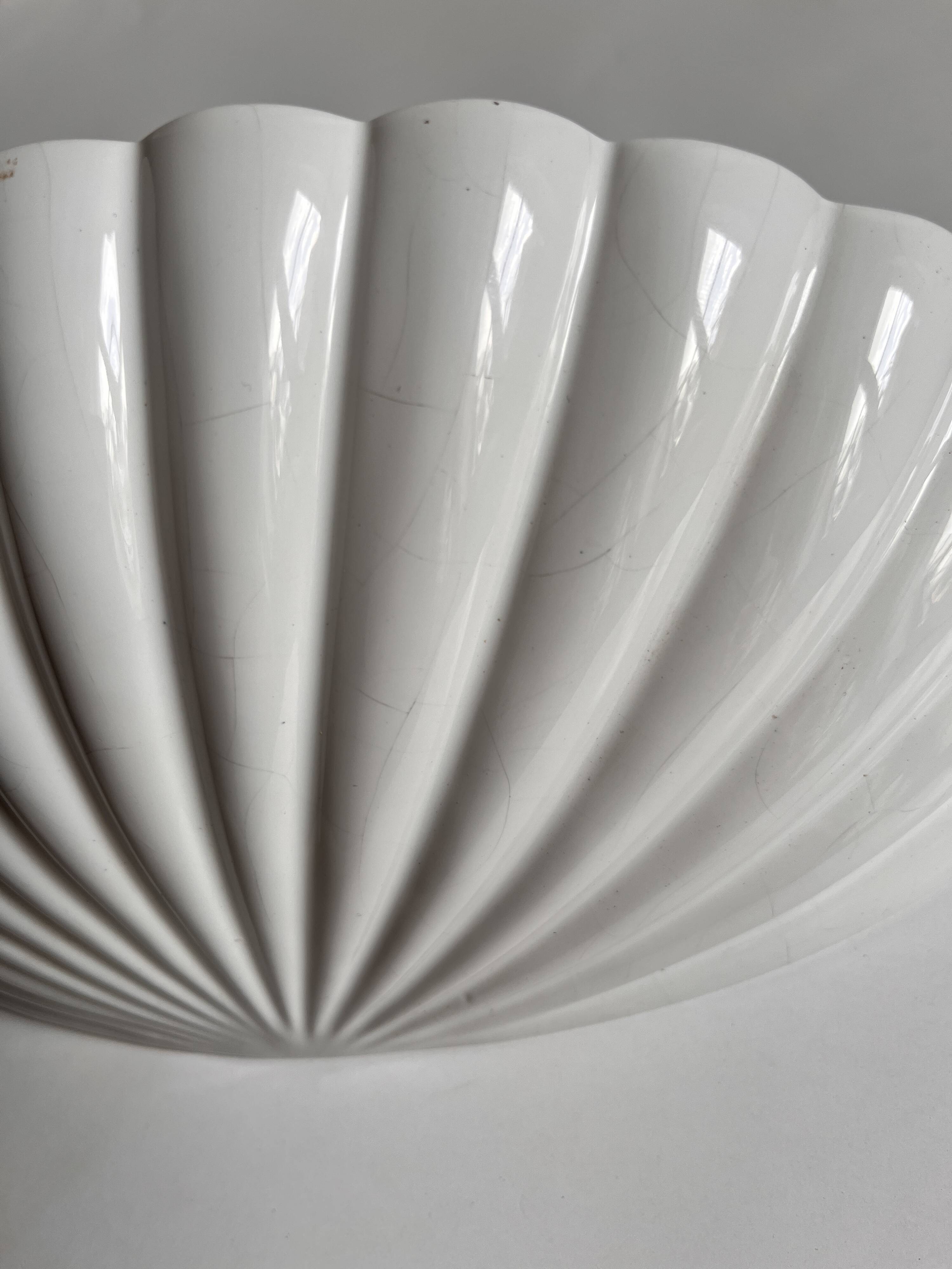 Shell-shaped ceramic wall light Italian