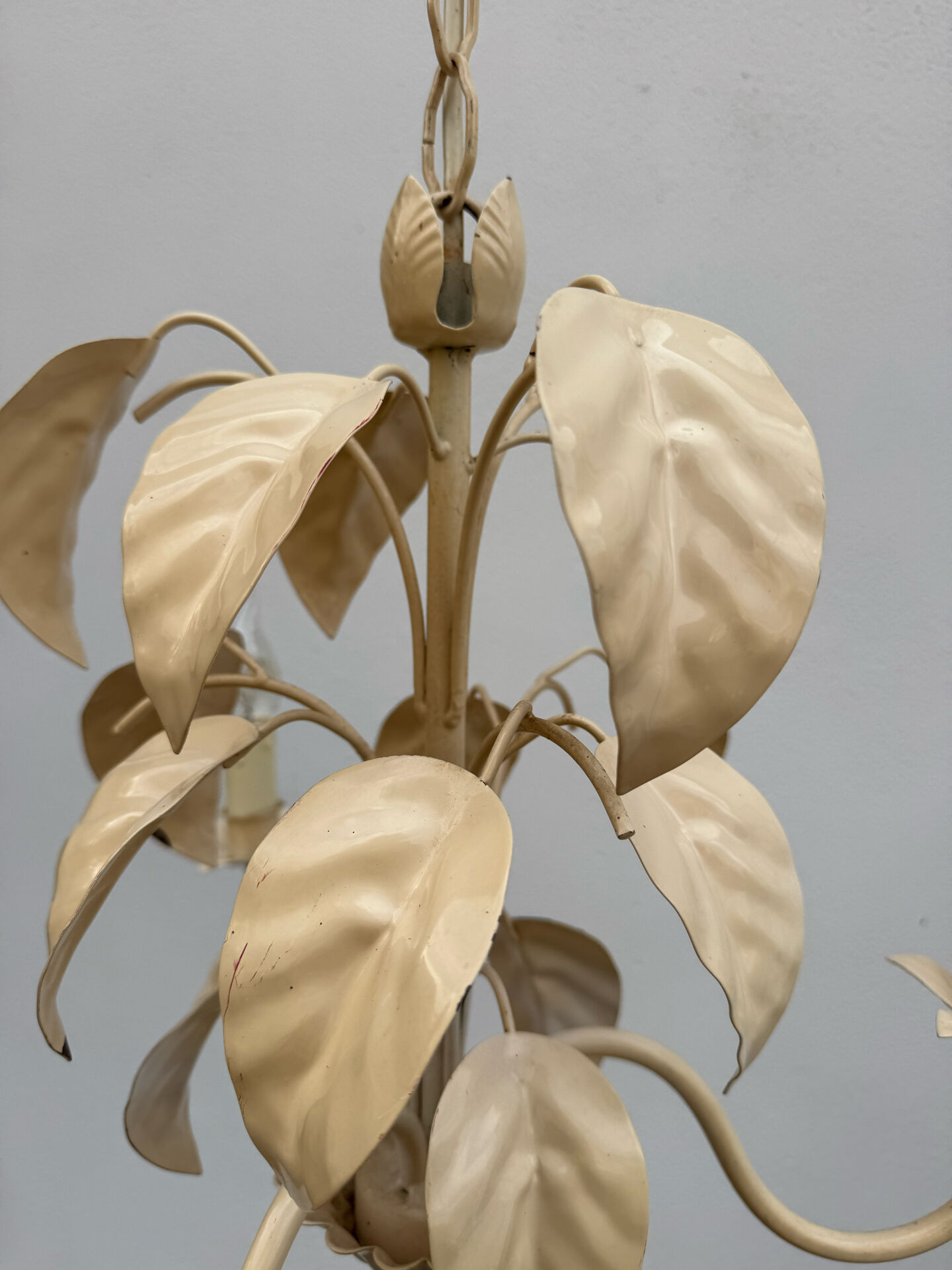 Lustre style florentin feuilles de tabac années 70