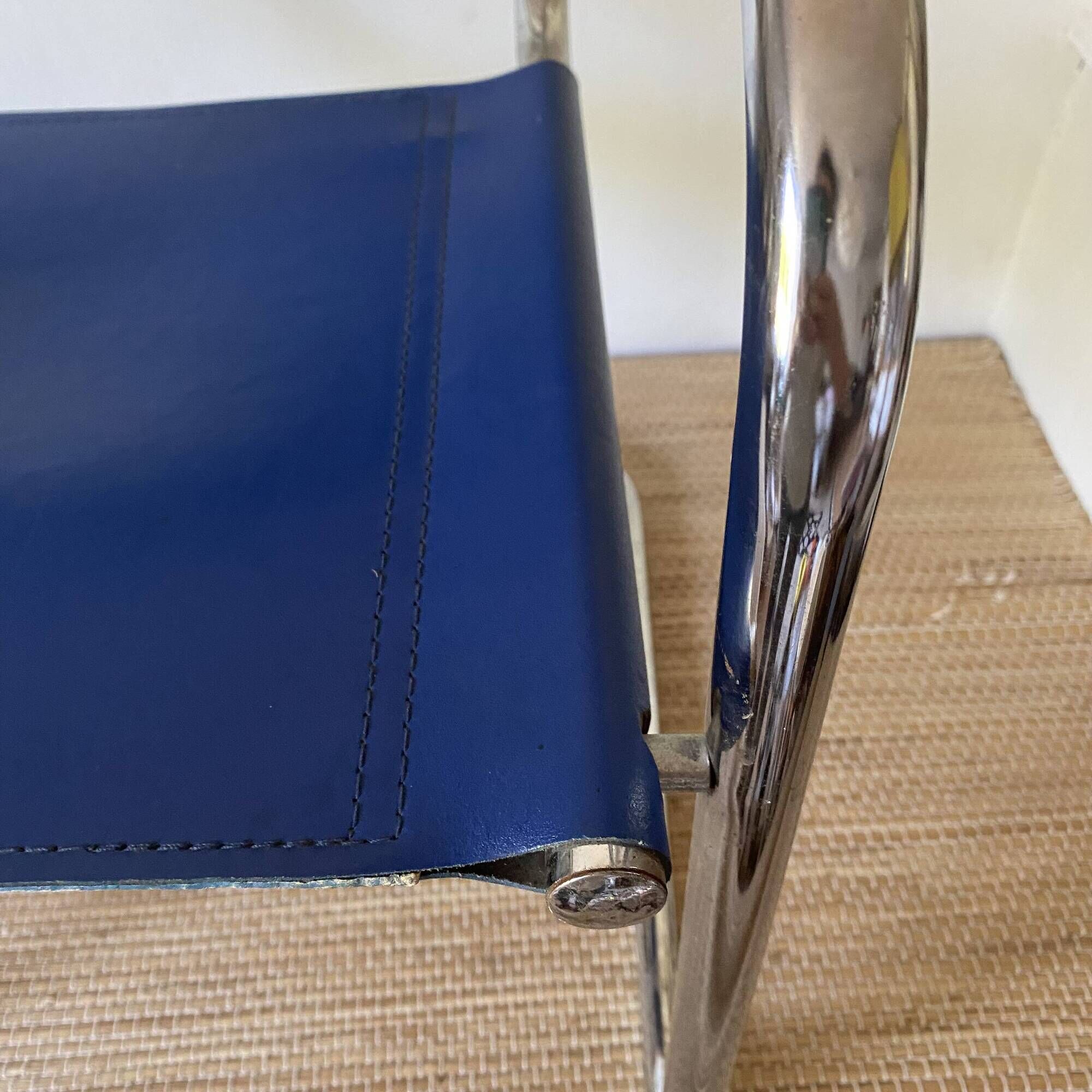 Office chair in blue imitation leather and chrome metal, Matteo Grassi style