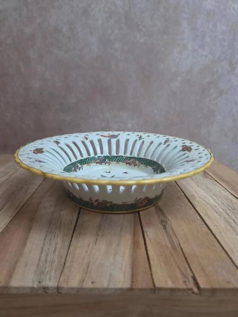 Openwork porcelain cup Fabienne Jouvin Paris – bird decoration