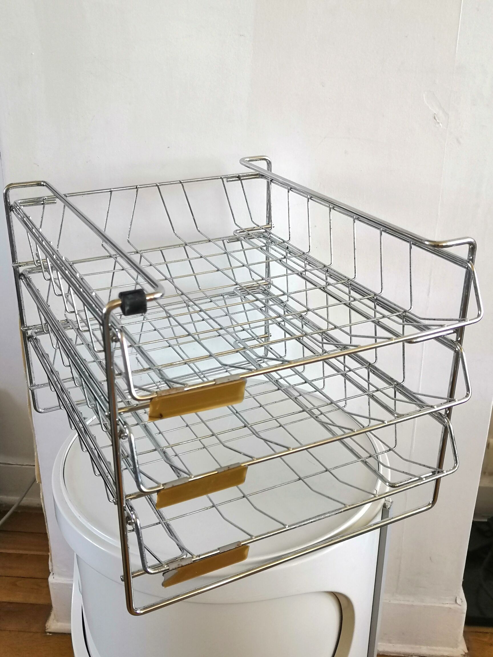 Range mail Grieshaber in steel wire design 60s - 70s