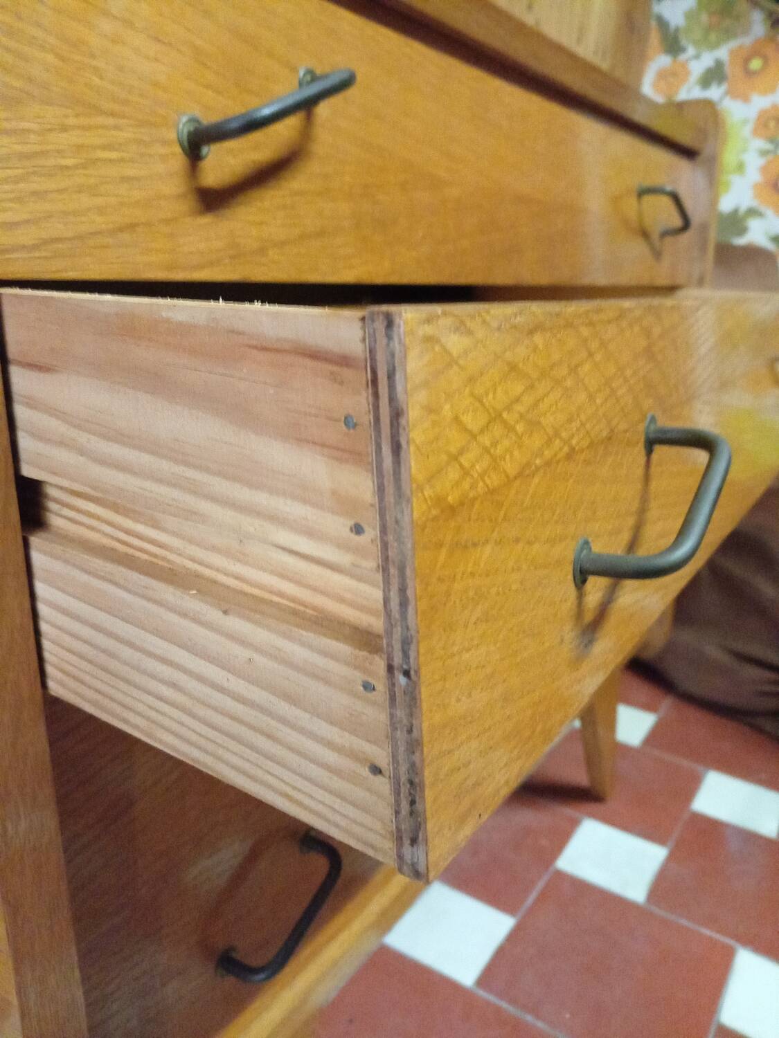 Commode vintage
