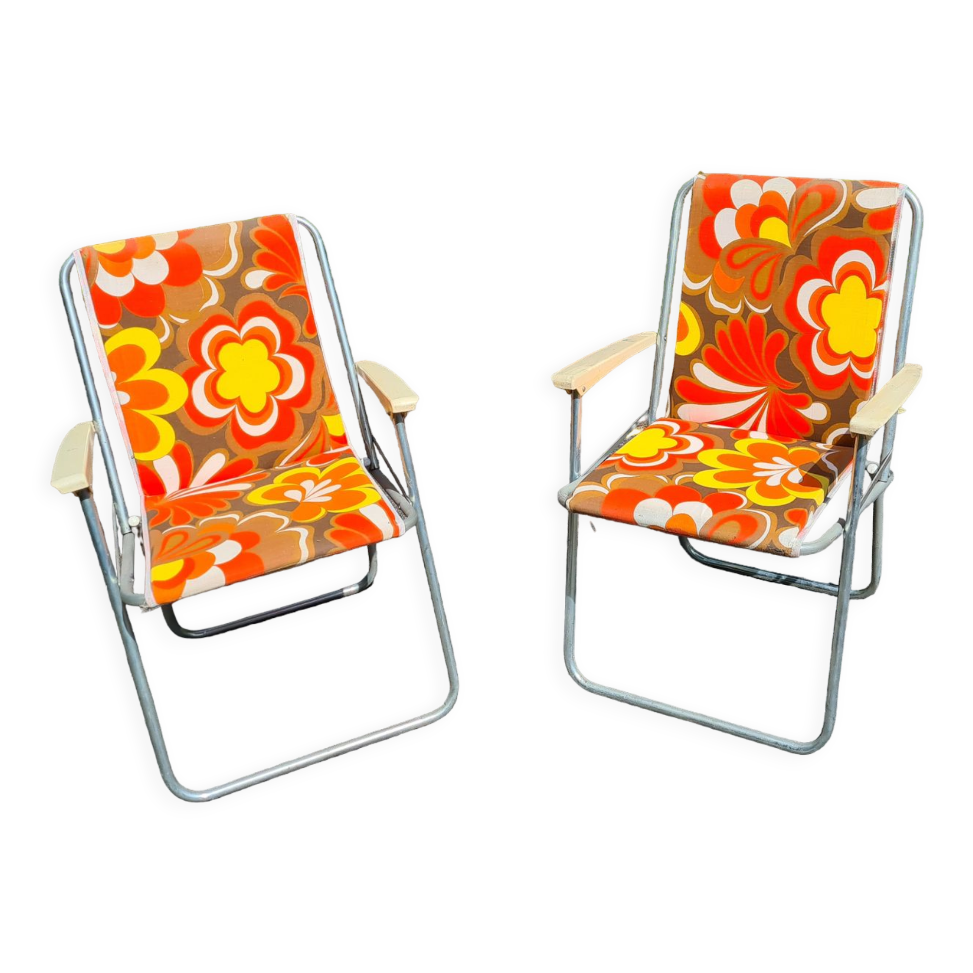 Lot De Chaises Pliantes De Camping – Style Rétro Vintage – Motif Fleurs Oranges Sur Fond Marron