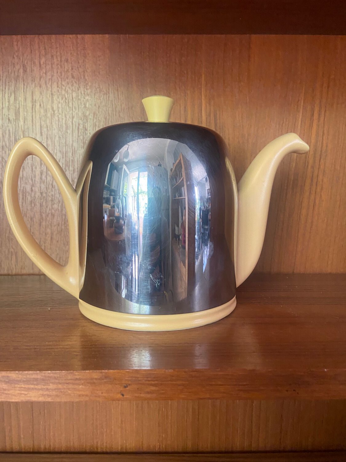 Vintage Salam teapot