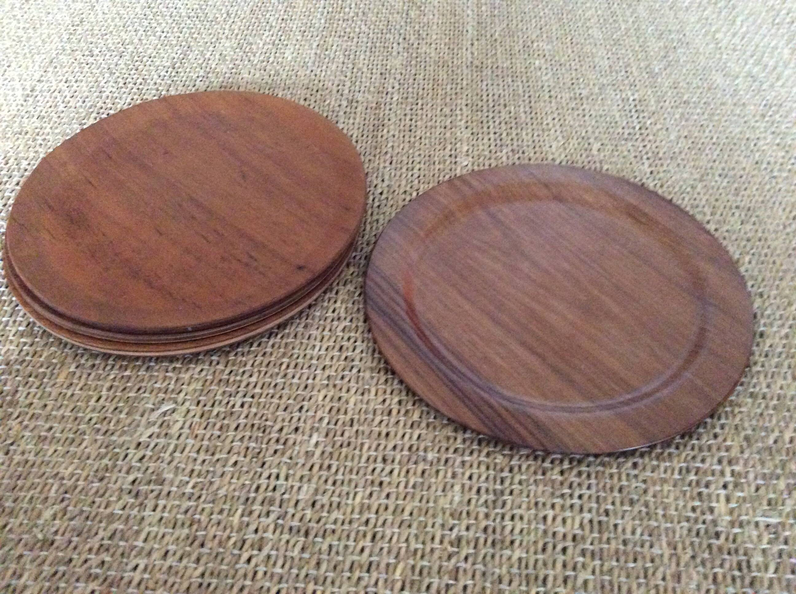 Wooden plates