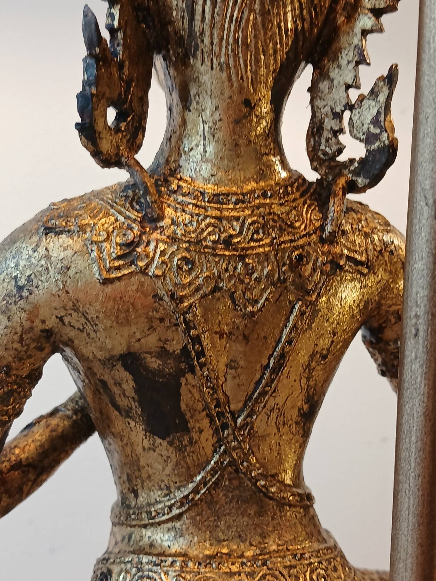 Unique and monumental Siamese bronze lamp from the 19th century, Thailand, 76 stamped.