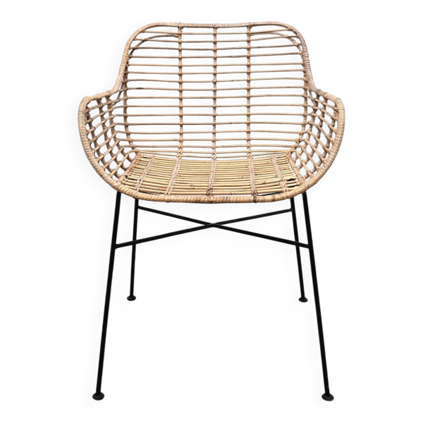 Chaise design en osier