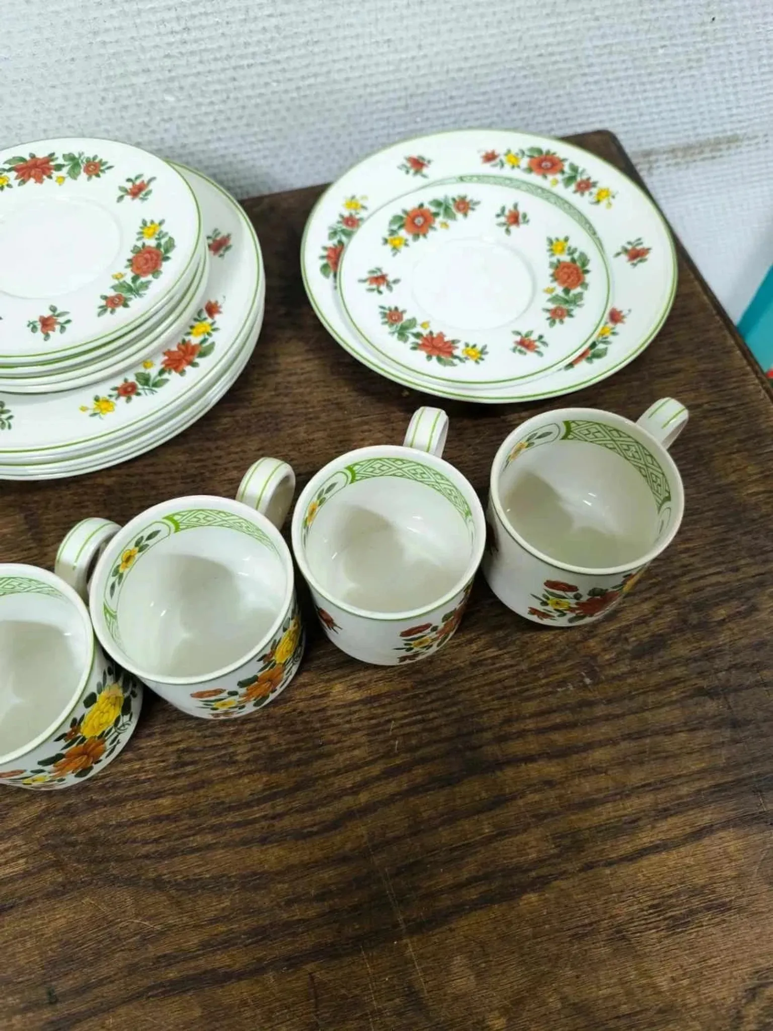 Set of 6 cups, saucers and dessert plates Villeroy and Boch Summer