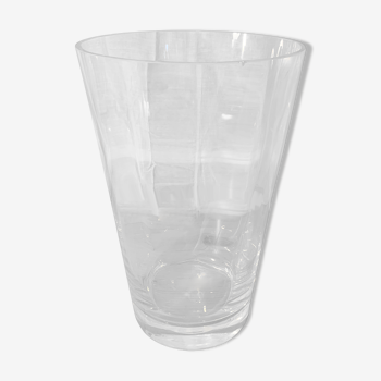 Vase en cristal facetté