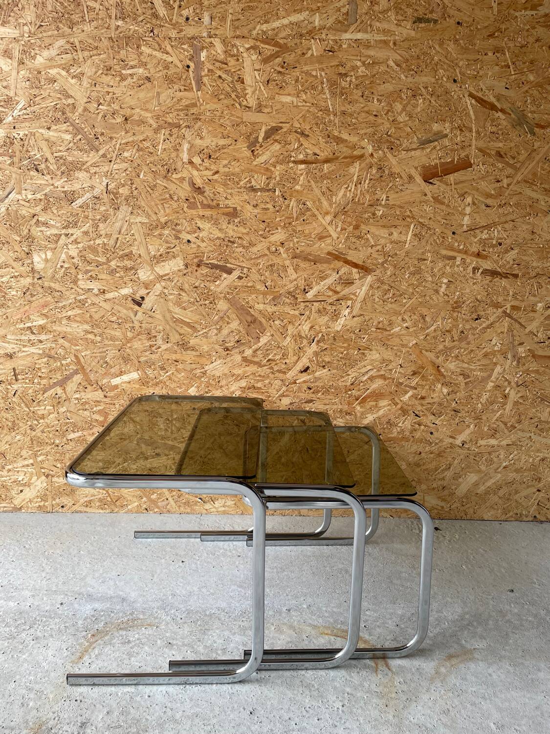 Nesting coffee tables 1970