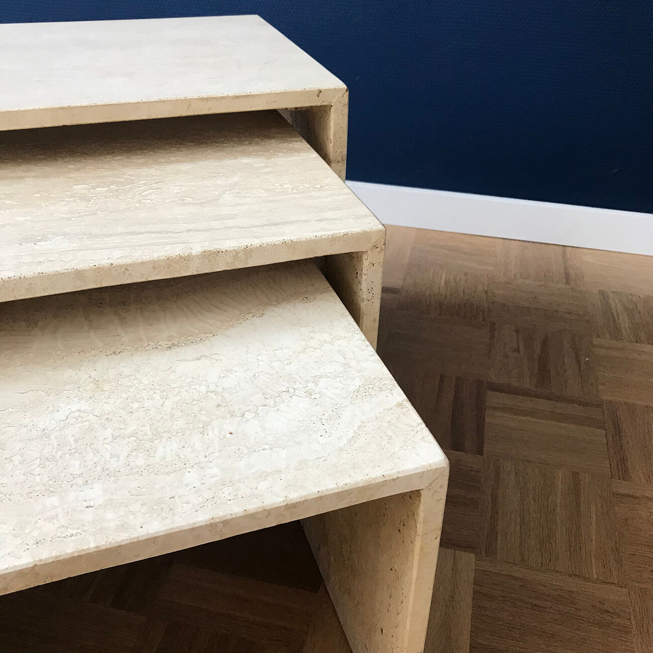 Italian travertine nesting tables, 1970s